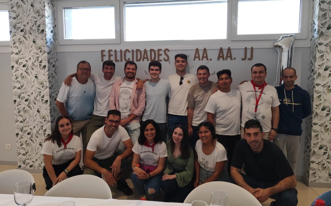 Nuestros Antiguos y Antiguas Alumnas Jóvenes (AA.AA.JJ.)